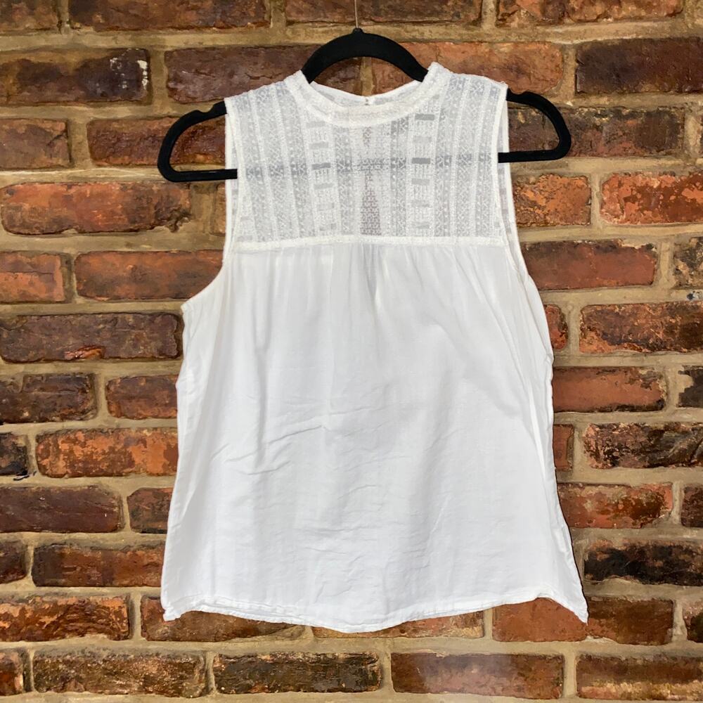 Zara Trafaluc White Sleeveless Lace Yoke Blouse Women's Size Medium